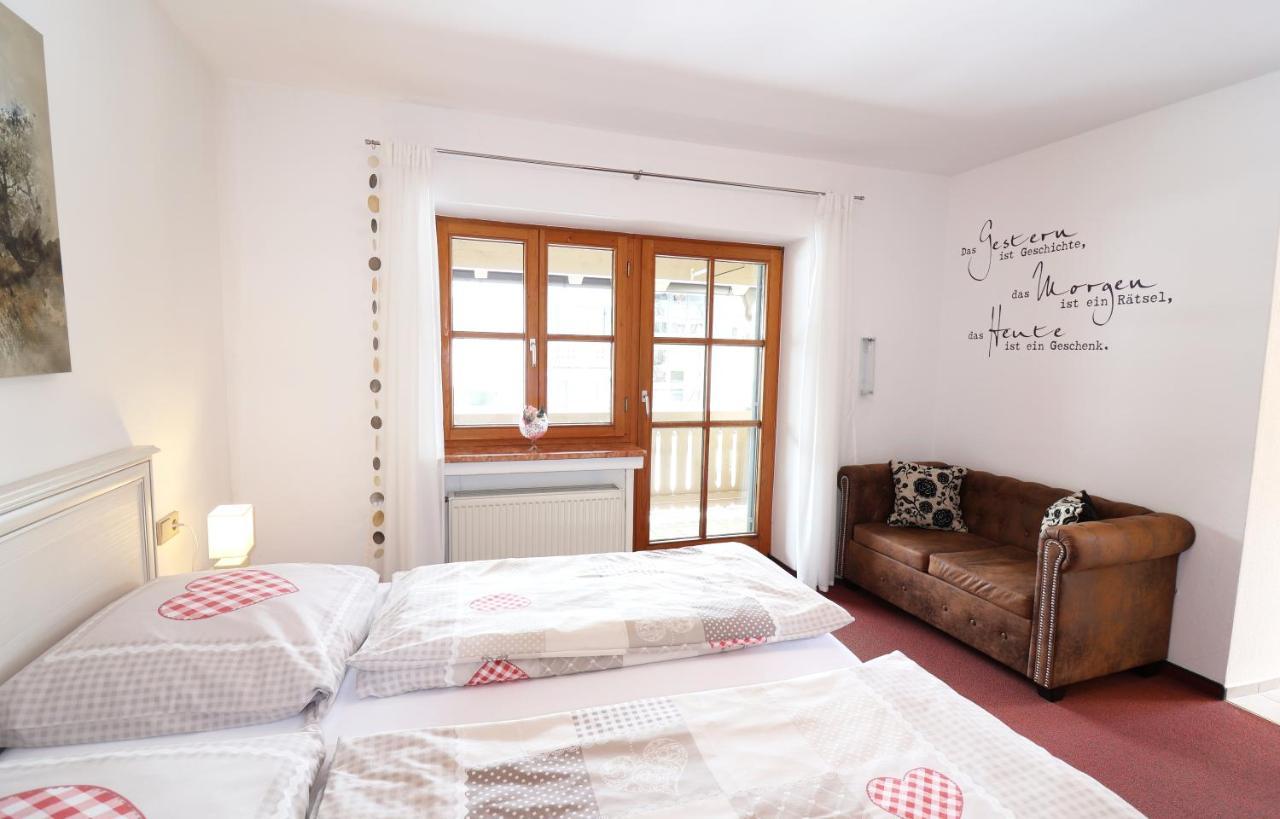 דירות רוהפולדינג Haus Dippel Am Kurpark Inklusive Chiemgaukarte מראה חיצוני תמונה